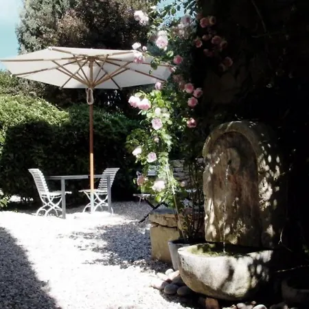 Monte Arena Bed & Breakfast Montaren-et-Saint-Médiers
