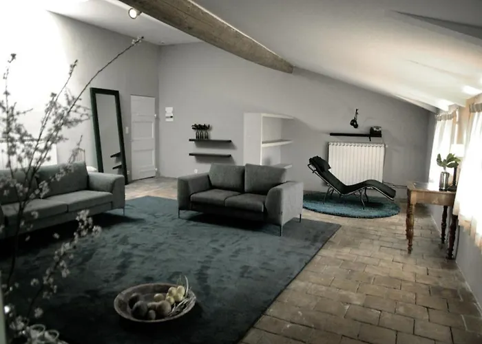 Monte Arena فندق مبيت وإفطار Montaren-et-Saint-Médiers